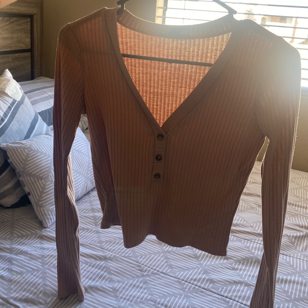 Size small , brand forever 21 , Color tan . NEVER WORN